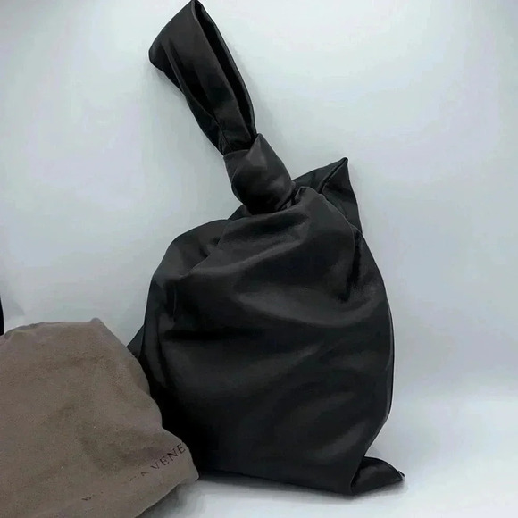 Bottega Veneta Brown BV twist Knotted handle tote bag purse - Picture 2 of 9